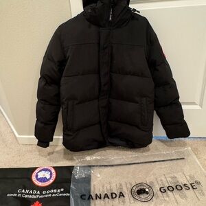 Brand New Canada Goose Puffer Jacket